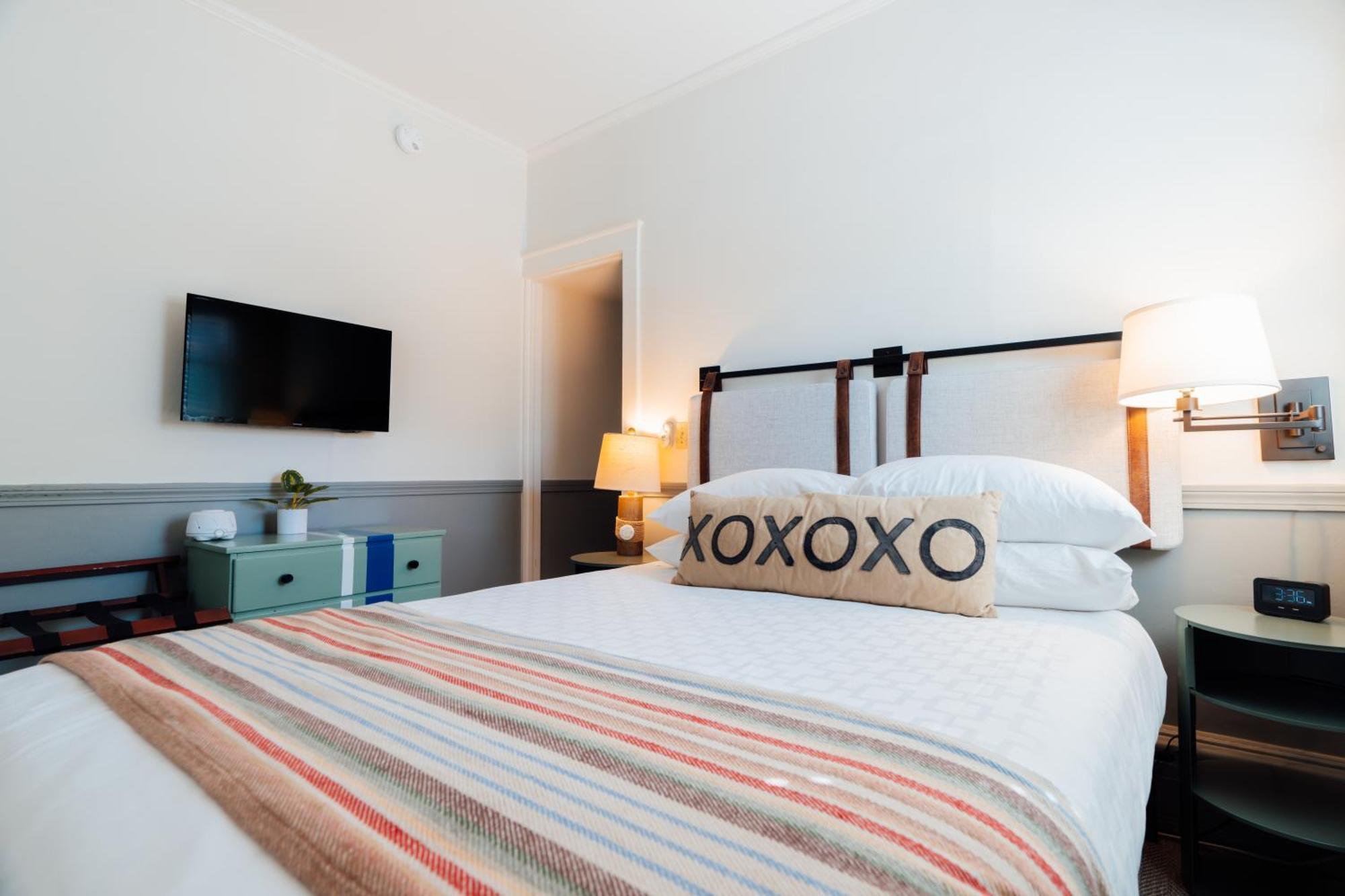 Mercury Hotel Провинстаун Экстерьер фото